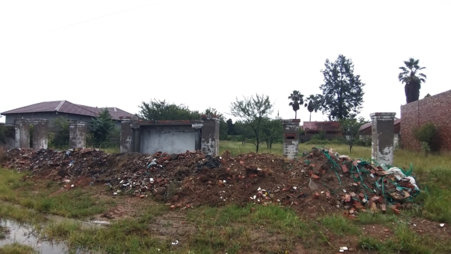 Commercial Property for Sale in Riebeeckstad Free State